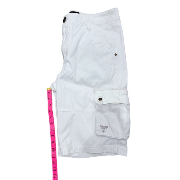 (M) Guess Shorts (Men) - Picture 5 of 10